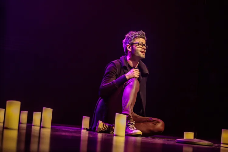 To Love And Back: voorstelling aan de piano over liefde